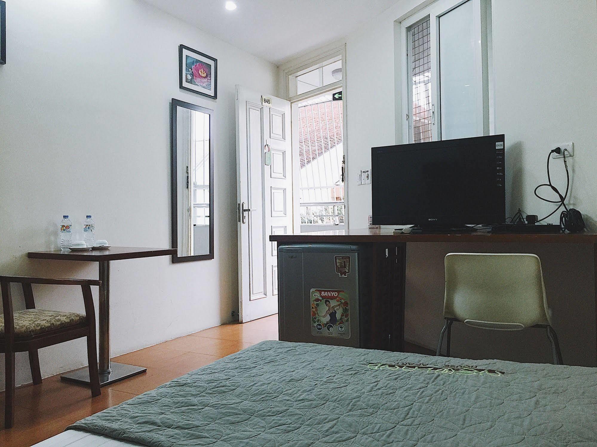 V-Studio Apartment 2 Hanoï Extérieur photo